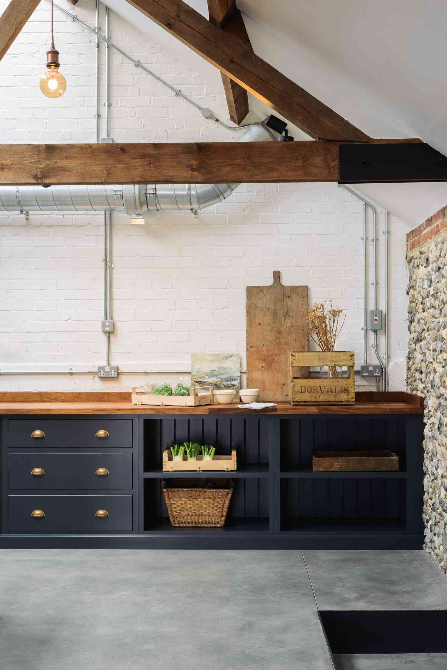 dark stained kitchen beams vaulted ceiling