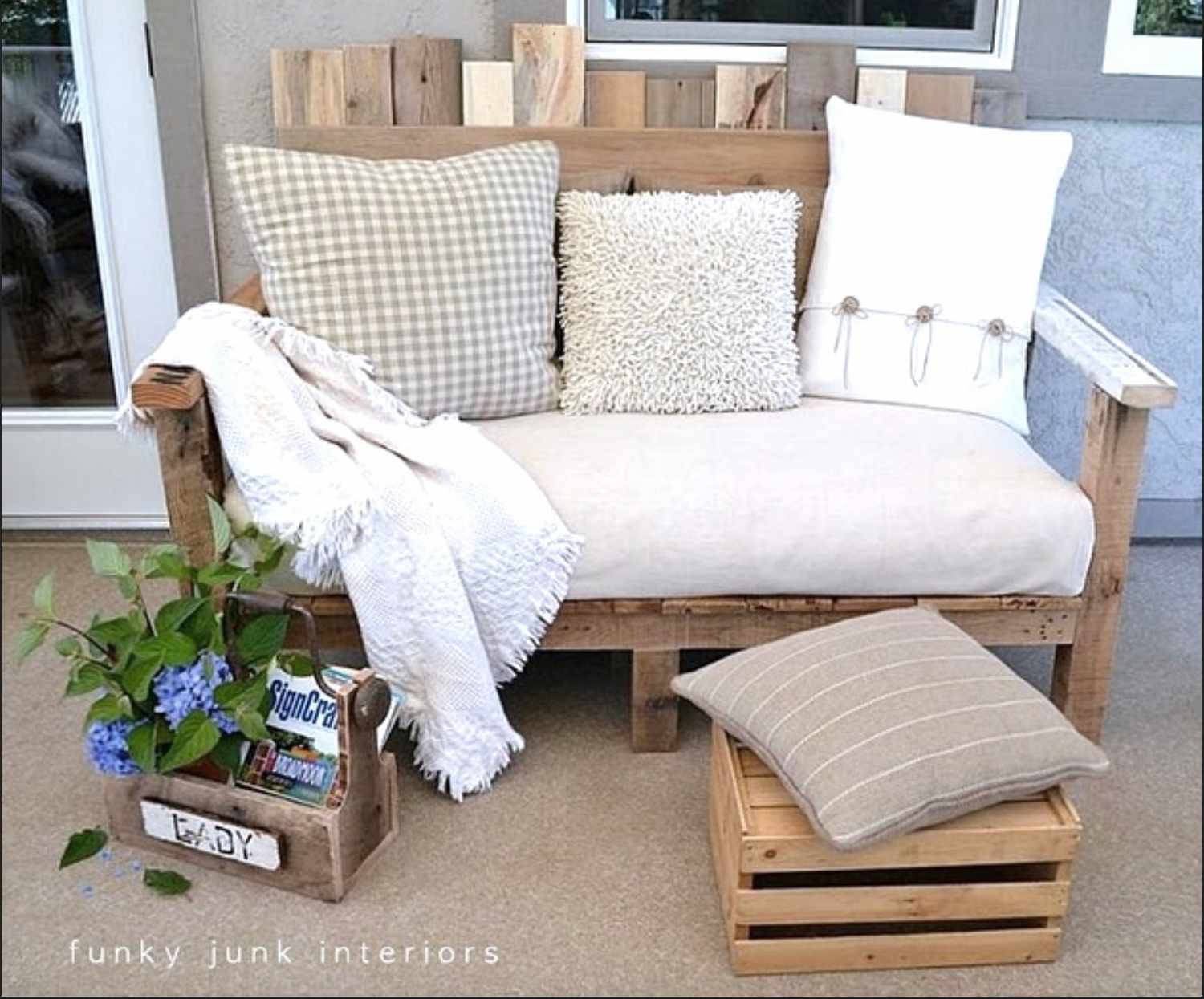 pallet wood loveseat