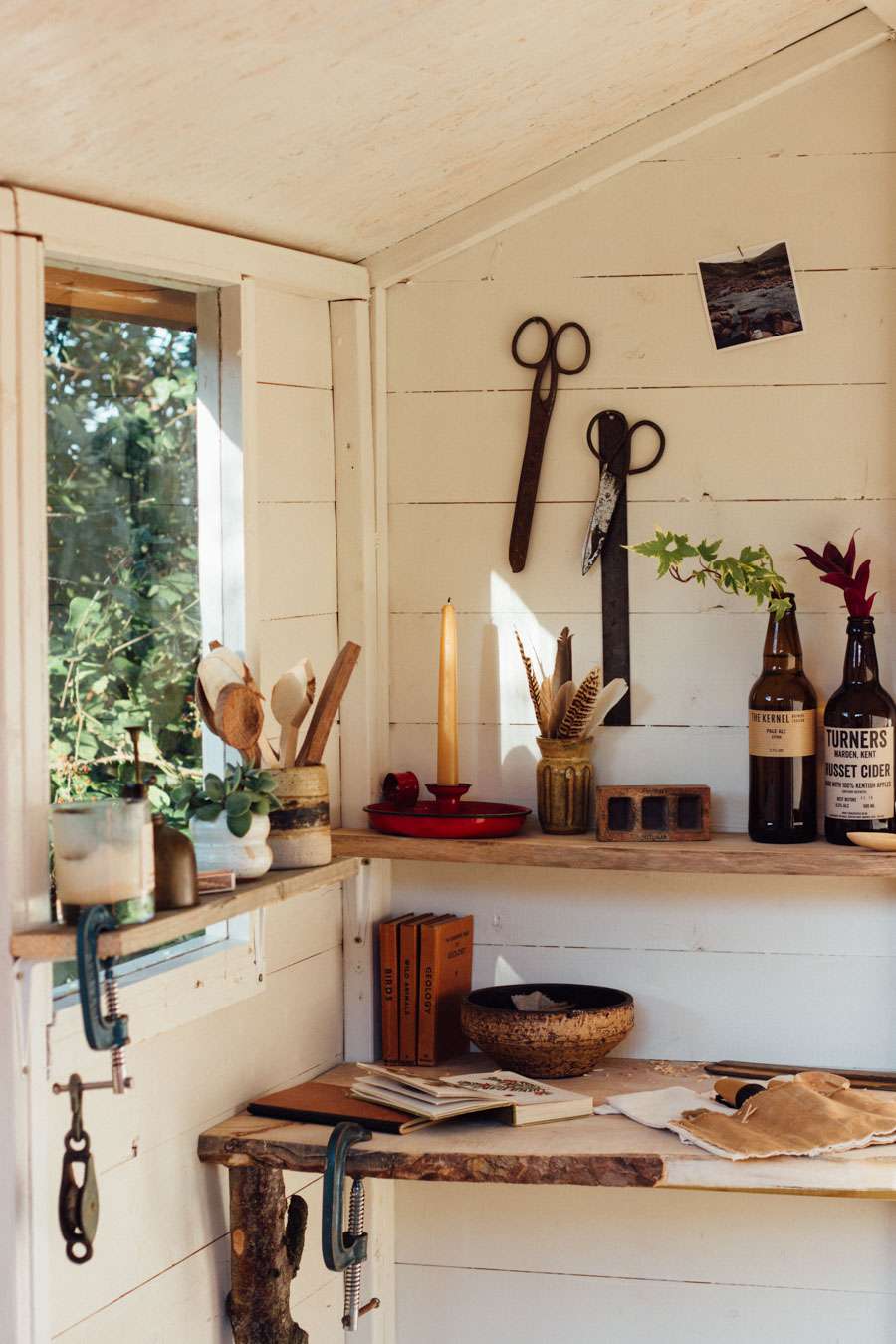 wood pallet shelf