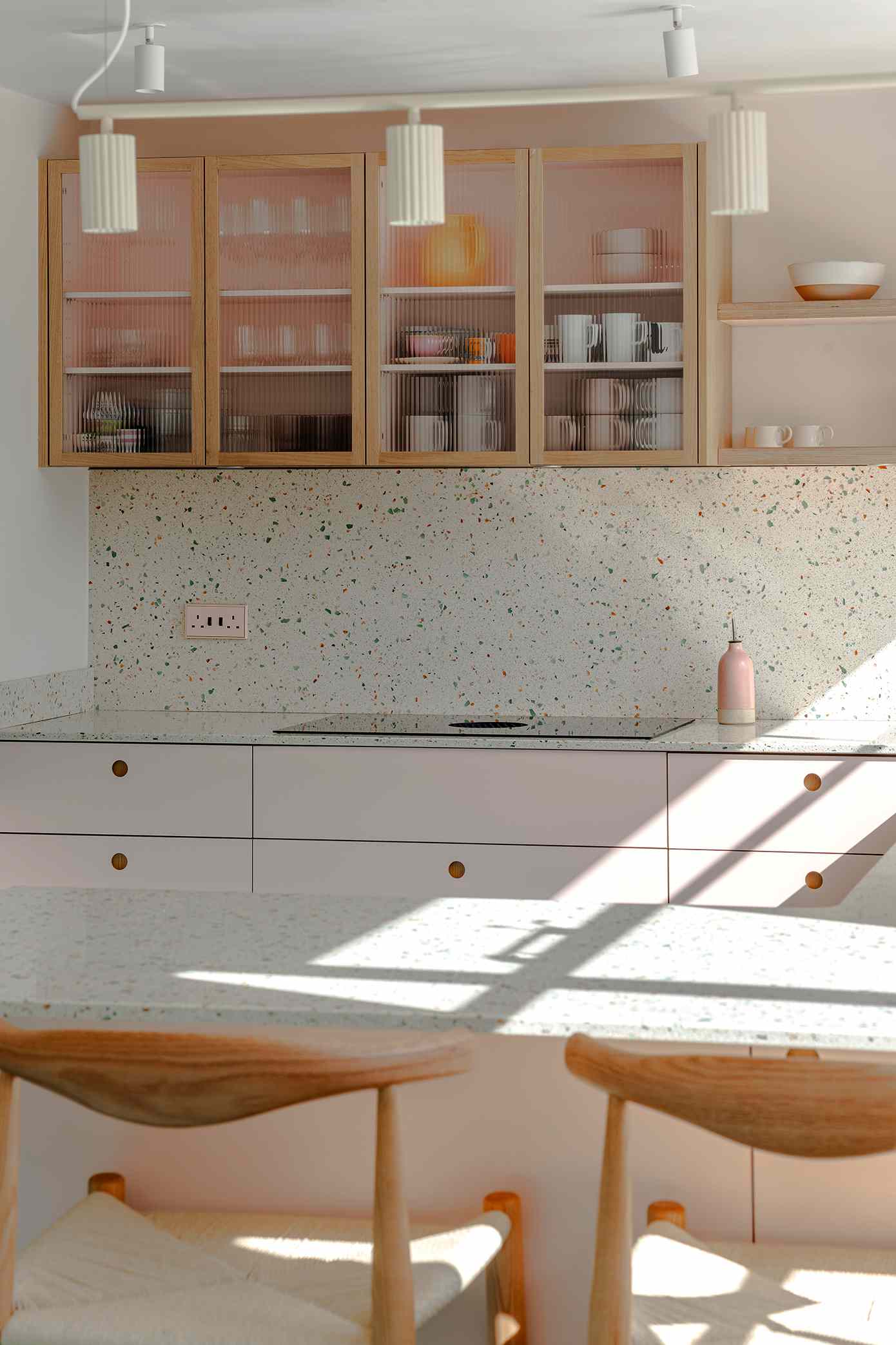 recycled glass kitchen countertop ideas