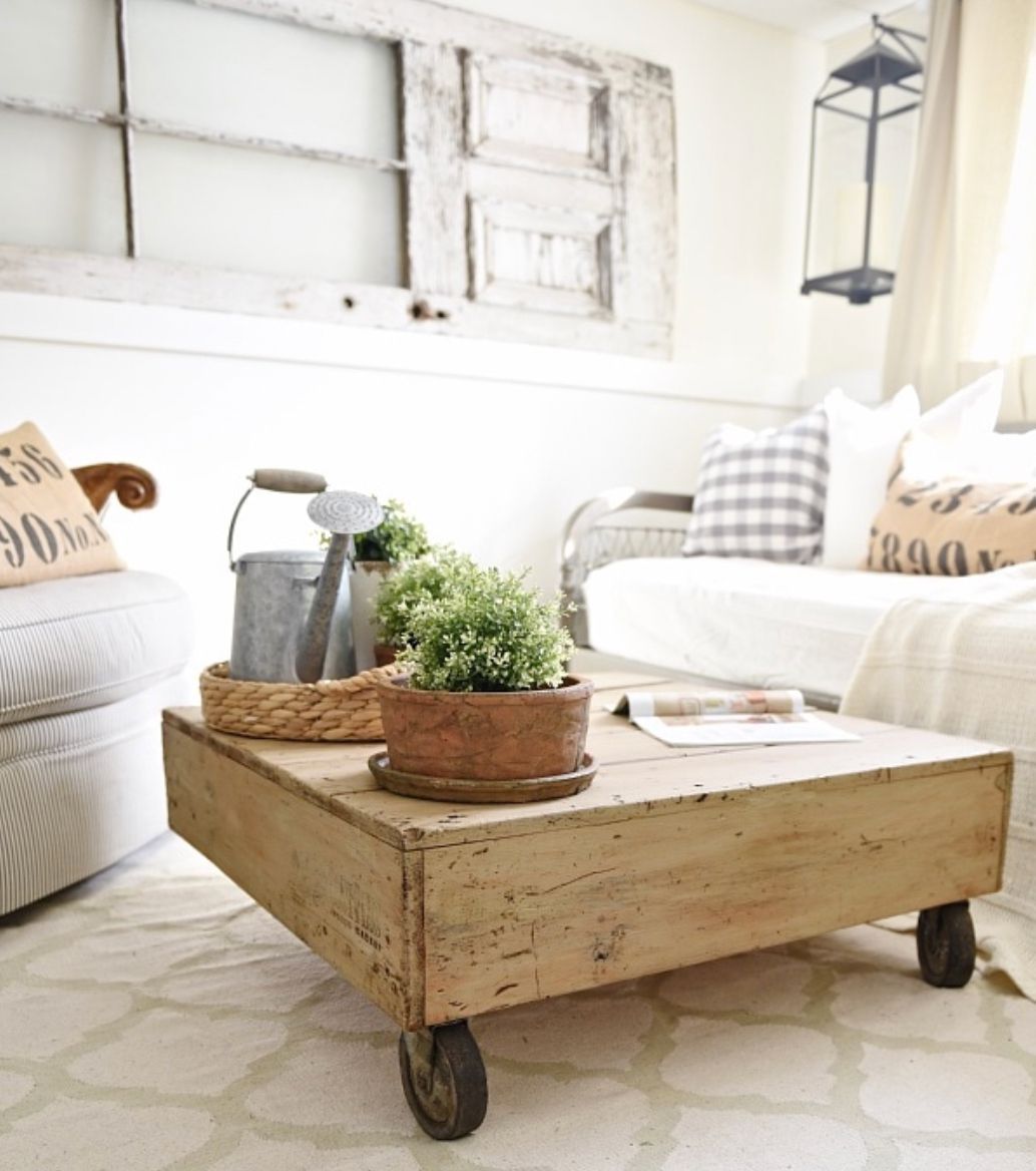 pallet coffee table on wheels