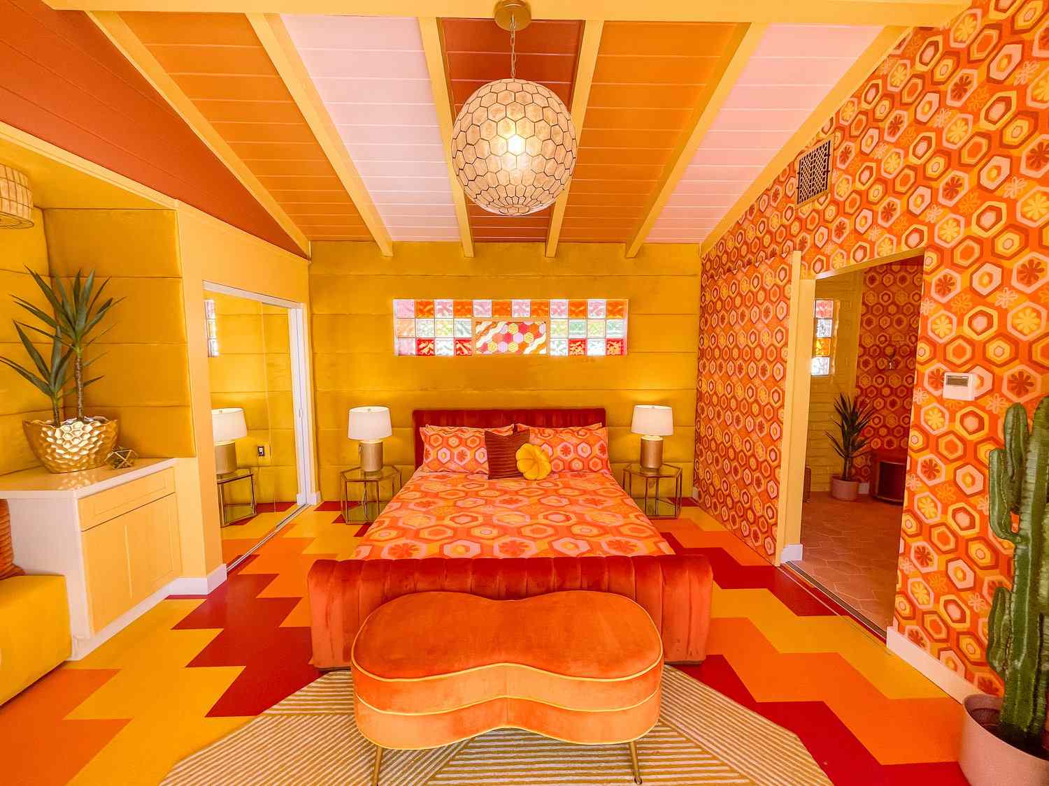 midcentury modern maximalist bedroom ideas