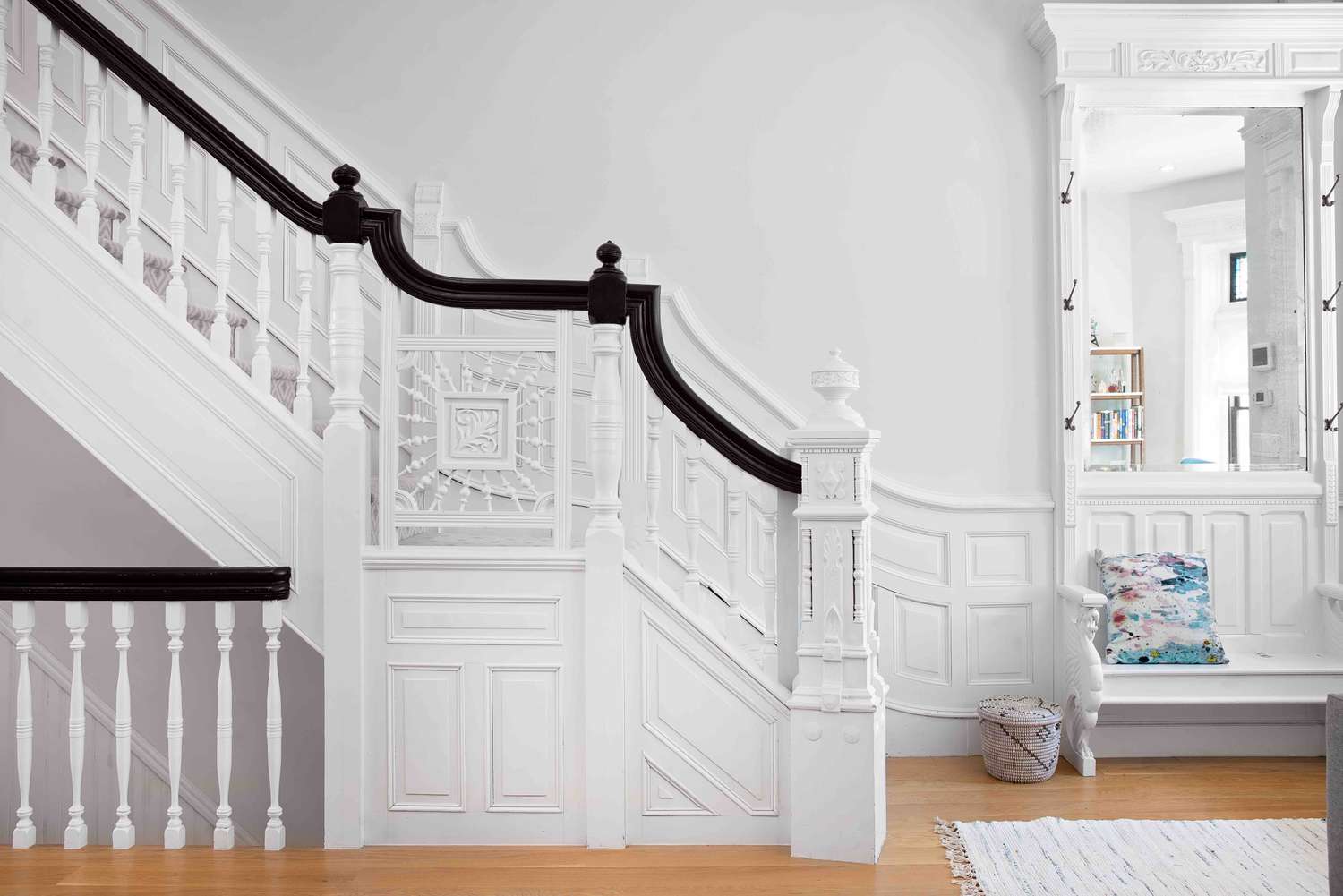 traditional stair railing