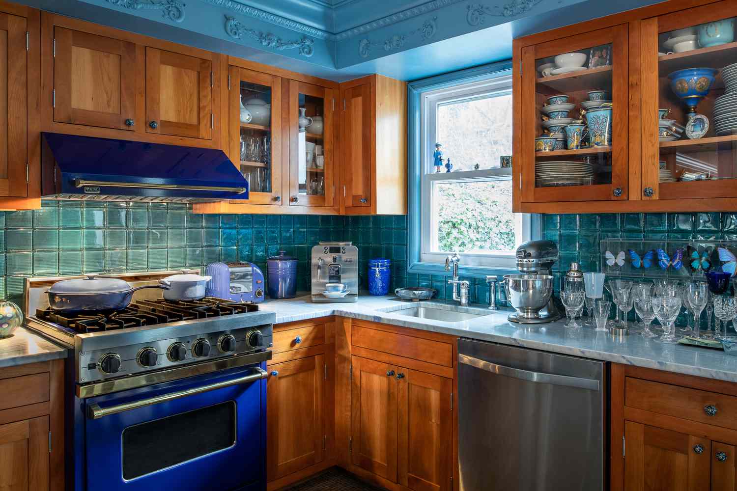 eclectic blue kitchen ideas