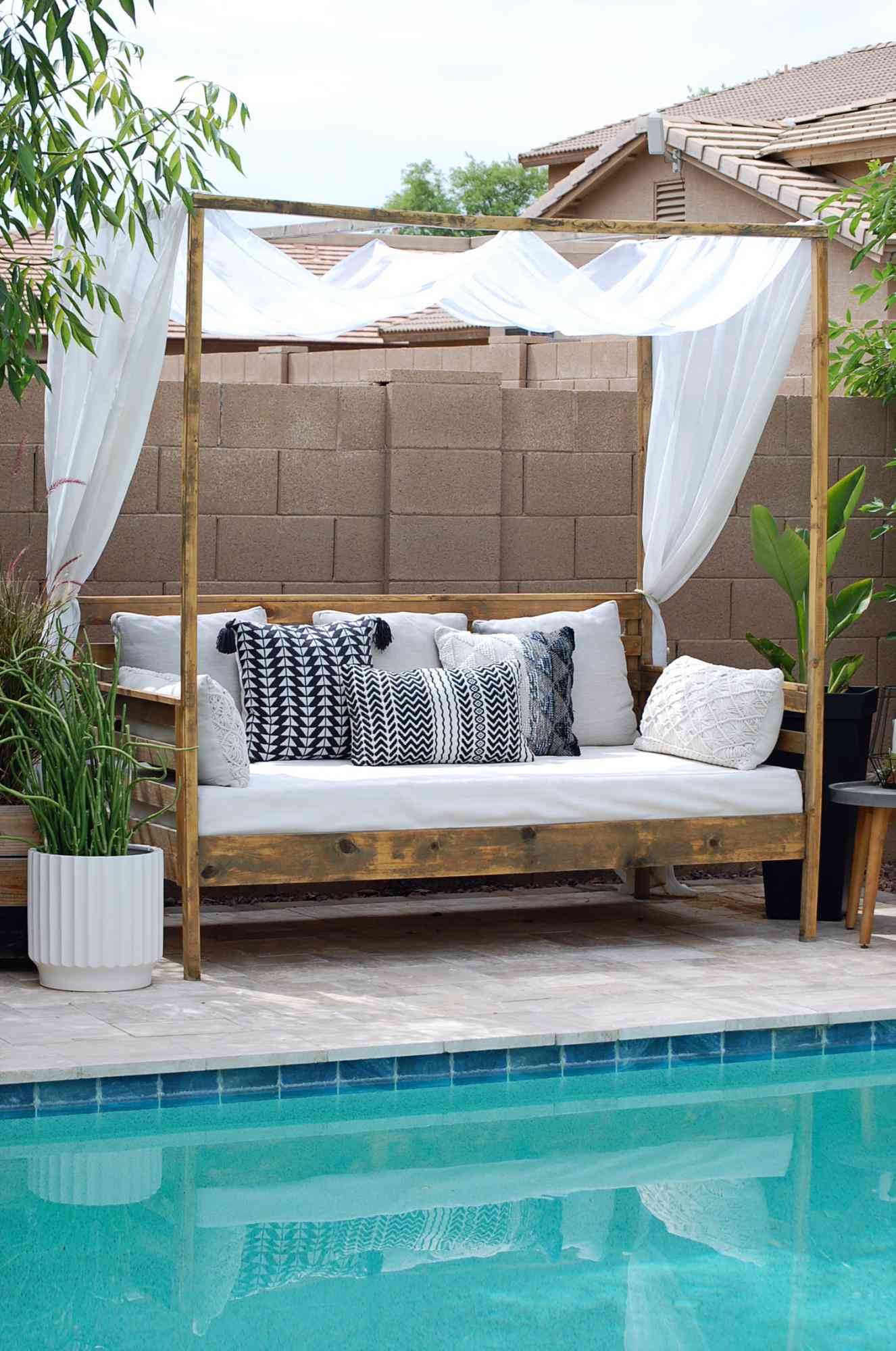 diy outdoor daybed with canopy