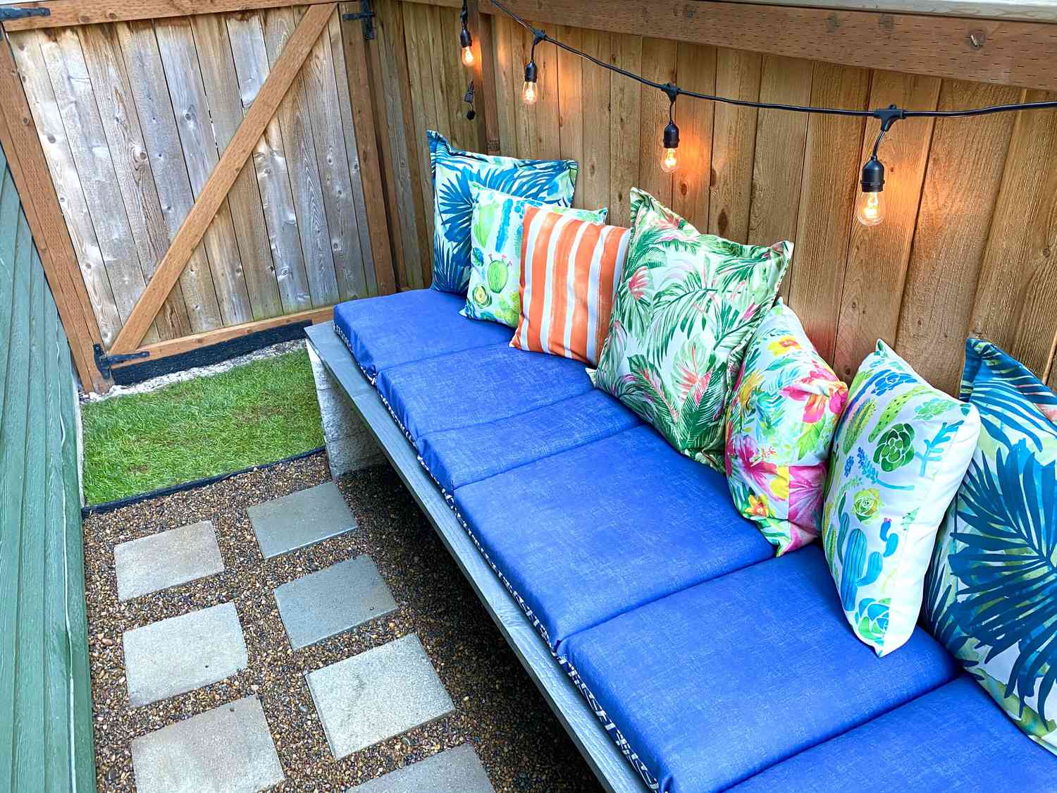 diy backyard bench