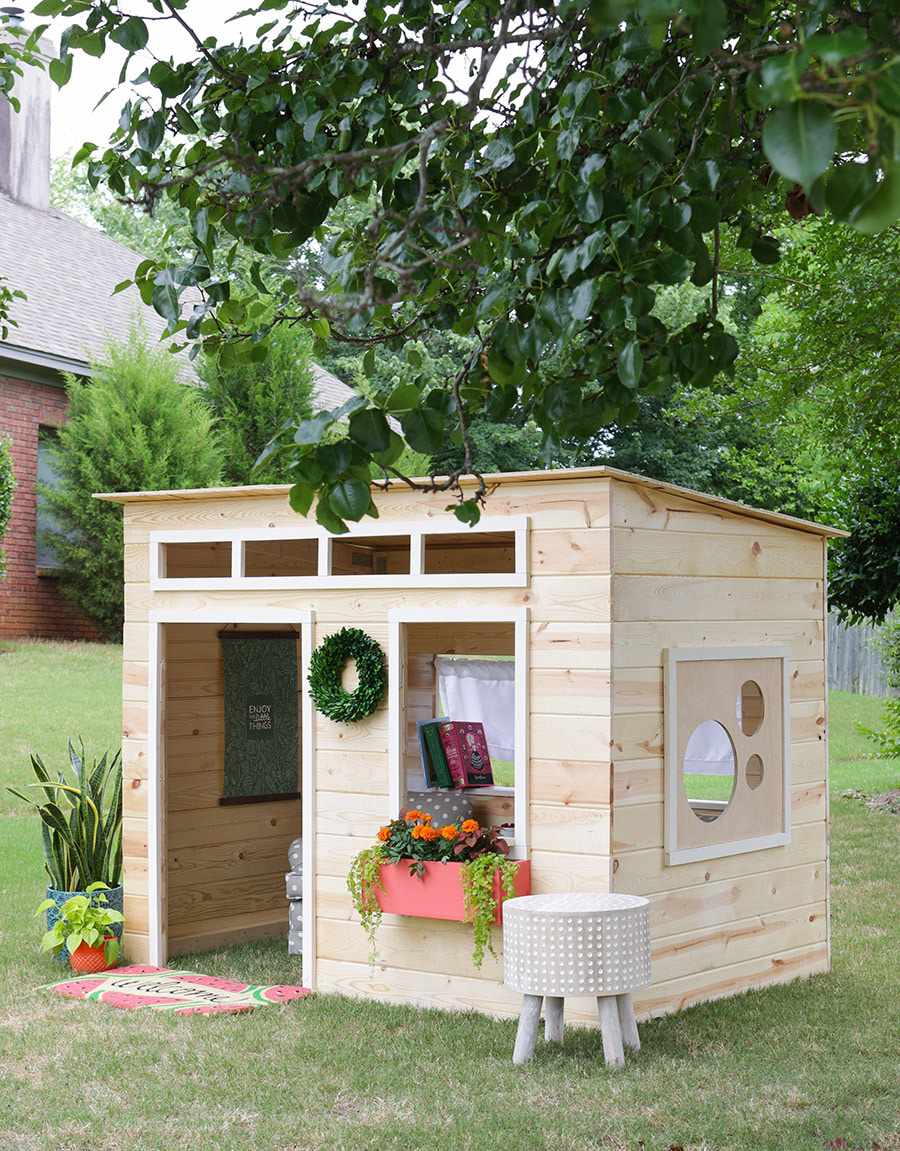 diy kids playhouse made of wood