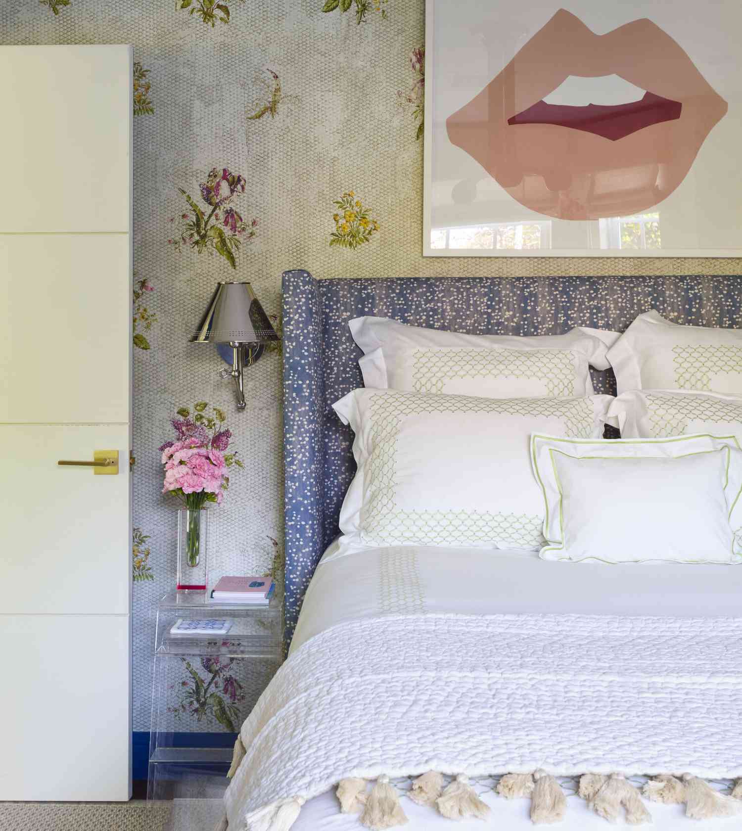 decorating with pop art over the bed