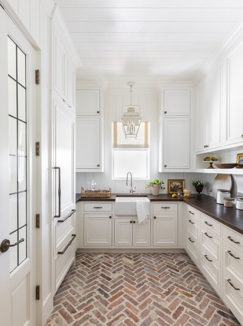 modern farmhouse kitchen lighting