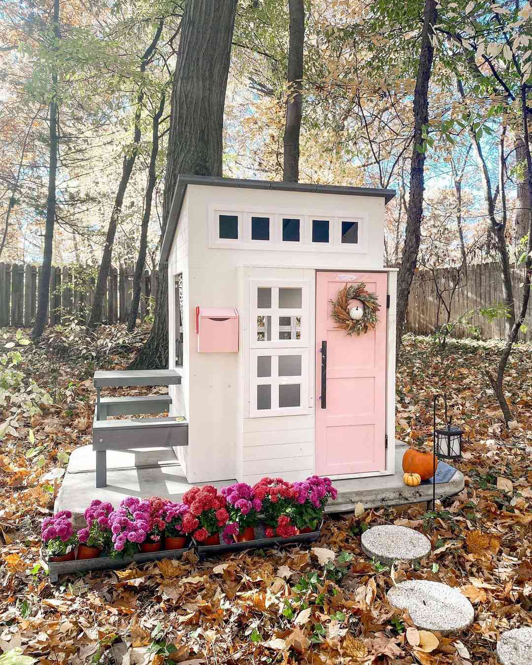 decorated playhouse 