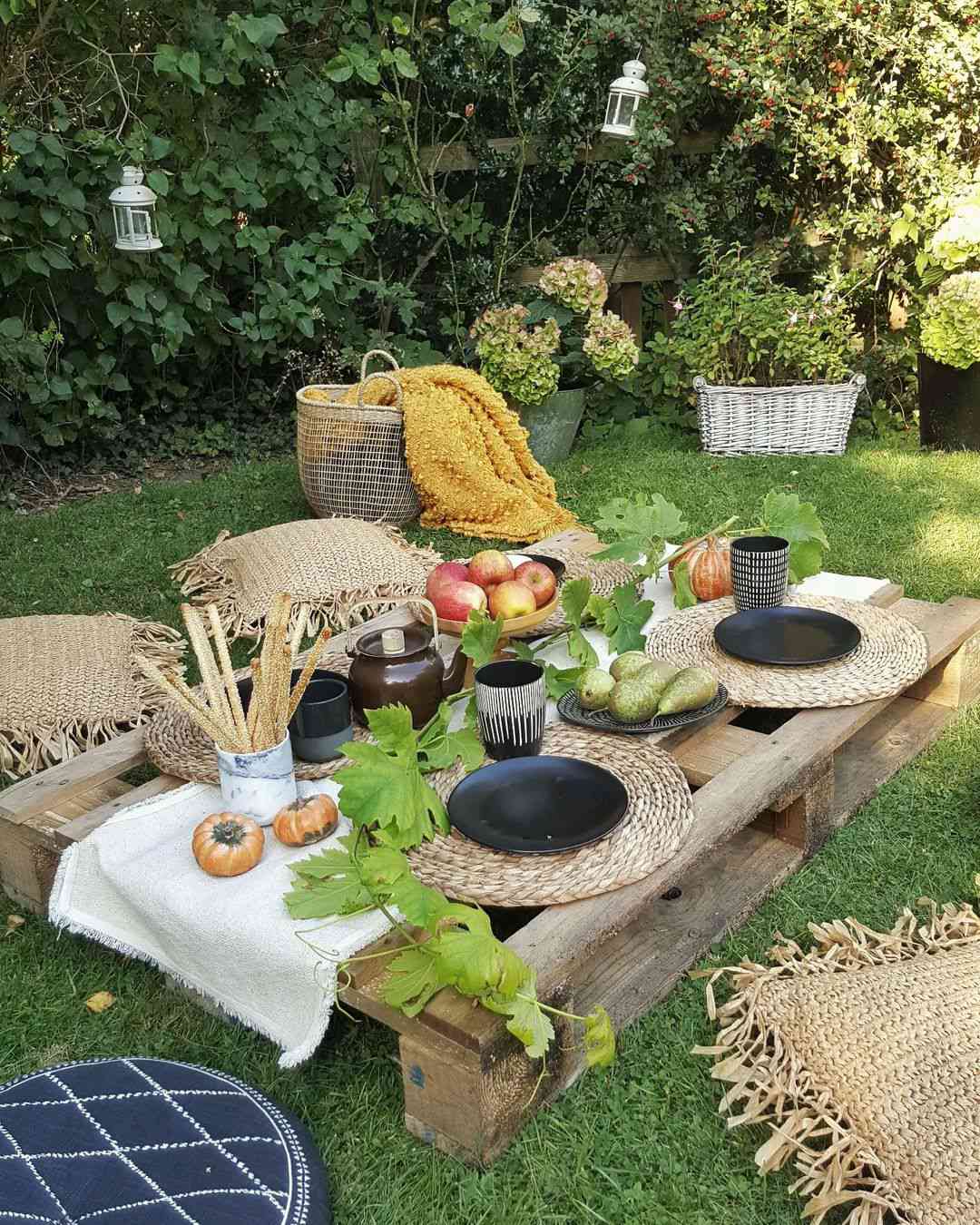 outdoor picnic