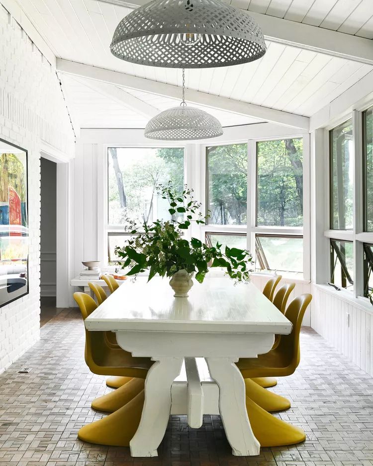 sunroom dining room 